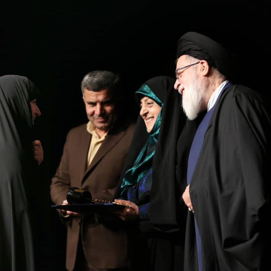 تجلیل متفاوت از مقام زنان ایرانی/روایت دکتر یارنسب از گرامیداشت مقام زنان ایران زمین (+عکس)