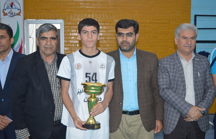 گزارش کامل تصویری از مسابقات هندبال خردسالان کشور به میزبانی شهر دهدشت