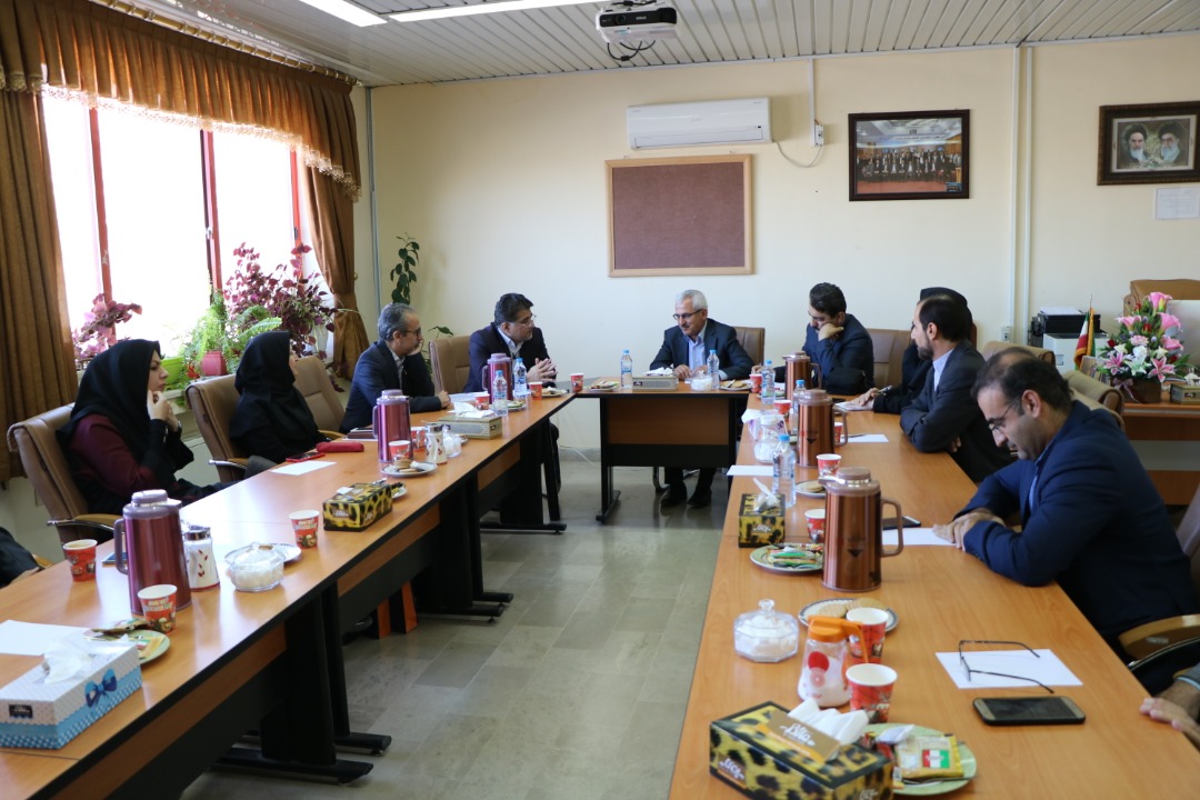 گسترش همکاری های دانشگاه علوم پزشکی یاسوج و شیراز در حوزه بین الملل