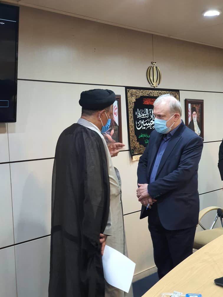 دیدار نماینده مردم کهگیلویه بزرگ در مجلس شورای اسلامی با وزیر بهداشت و درمان