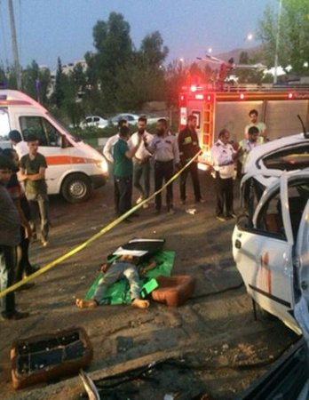 حادثه خون بار در بلوار چمران شیراز  با 5کشته و زخمی + عکس