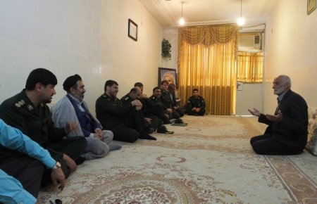 فرمانده سپاه فتح کهگیلویه و بویراحمد با خانواده شهید پردال در گچساران دیدار کرد+تصاویر