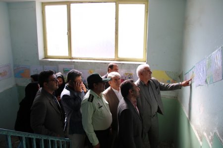 مدرسه ای در بام نفت ایران که لامپ ندارد/ در آن همه هیاهوی عملکرد پورالحسینی چرا به این اشاره نشد