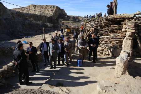 بازدید معاون هماهنگی امور اقتصادی وزیر کشور از روستاهای محروم شهرستان چرام /گزارش تصویری