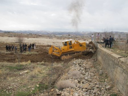 ساخت وسازهای غیرمجاز شبانه در حاشیه رودخانه های کهگیلویه و بویراحمد 