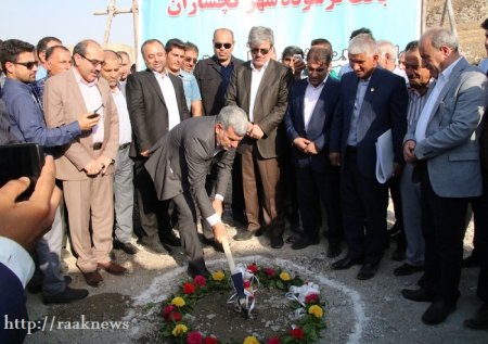 با حضور رئیس سازمان نوسازی مدارس کشور صورت گرفت؛ مركز فرهنگی و هنری بافت فرسوده گچساران كلنگ ‌زني شد‌