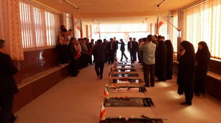 گزارش تصویری از مراسم غبارروبی گلزار مطهر شهدای شهر دهدشت به مناسب هفته دولت