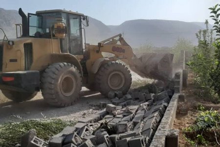 تخریب گسترده ساخت و ساز های غیرمجاز در سیاخ دارنگون شیراز + عکس
