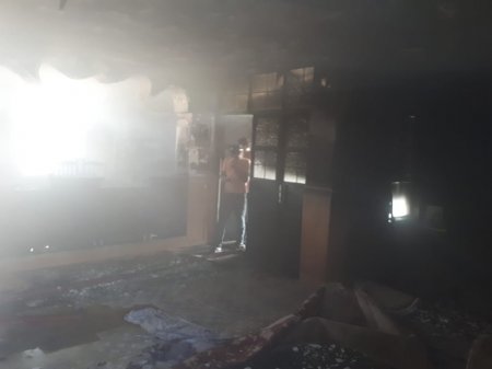 آتش سوزی 2 منزل مسکونی در دهدشت/نجات 3 نفر در میان دود و آتش/تصاویر