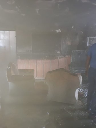 آتش سوزی 2 منزل مسکونی در دهدشت/نجات 3 نفر در میان دود و آتش/تصاویر