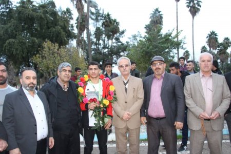 استقبال از دارنده مدال طلای جام بین المللی کشتی روز جهانی کودک در دهدشت