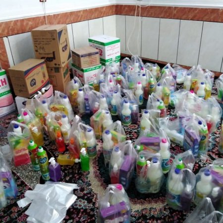 به همت یک جوان خیر 200 بسته اقلام بهداشتی در بهمئی توزیع شد