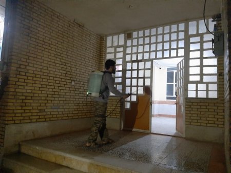 ضد عفونی مدرسه شهید پیکانیان طولیان توسط گروه جهادی شهیدان تقوی/تصاویر