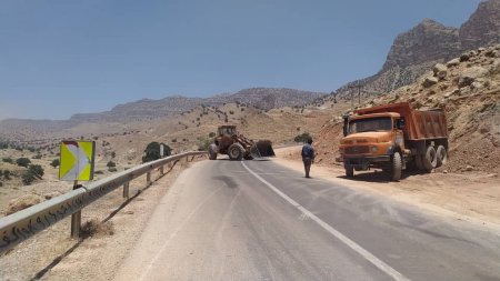 حذف بیش از 10 نقطه حادثه خیز در محور دهدشت -قلعه رئیسی/تصاویر