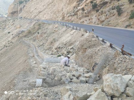 پیشرفت فیزیکی 50 درصدی عملیات گابیون بندی محور یاسوج- شیراز/تصاویر