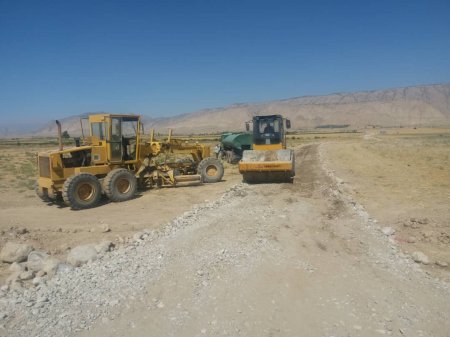 بهسازی و زیرسازی جاده روستایی کوشک برآفتاب شهرستان کهگیلویه/تصاویر