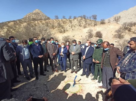 مشکل راه ارتباطی روستای چال‌شاهین در شهرستان بویراحمد بعد از سال‌ها برطرف می‌شود