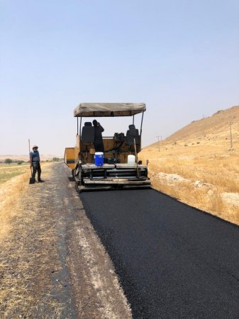 آسفالت راه روستایی محمد آباد بخش مرکزی شهرستان کهگیلویه+تصاویر