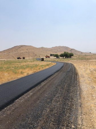 آسفالت راه روستایی محمد آباد بخش مرکزی شهرستان کهگیلویه+تصاویر