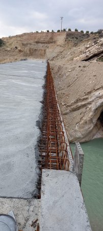 ساخت پل بزرگ تراب شهرستان لنده به اتمام رسید+تصاویر