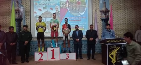 مسابقه دوچرخه سواری ویژه گرامیداشت سوم خرداد در کهگیلویه برگزار شد