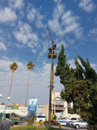 شهردار دهدشت خبر داد:  نصب پروژکتور و تقویت روشنایی پارک میدان مرکزی شهر دهدشت + تصاویر