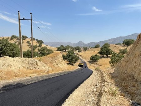 آسفالت راه روستایی آب الوان شهرستان بهمئی/تصاویر