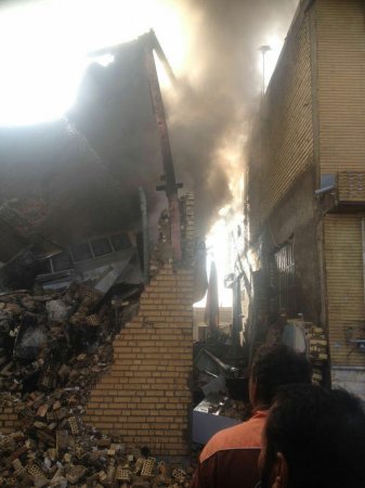 آتش سوزي ساختمان دو طبقه در دهدشت و خسارت ميلياردي !+تصاوير