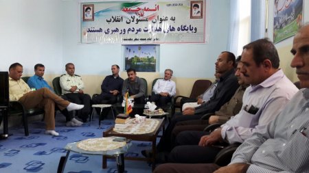 به مناسبت هفته جهاد کشاورزی مدیر و کارکنان این مدیریت با امام جمعه شهر دهدشت دیدار کردند.+تصاویر