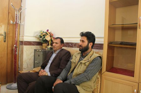 فرماندار با کارکنان و رئیس اداره ورزش و جوانان شهرستان کهگیلویه دیدار کرد/تصاویر