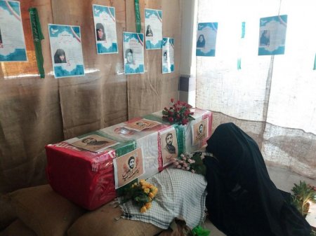 نمایشگاه دانش آموزی عکس و پوستر شهدا و جانبازان زن در گچساران گشایش یافت