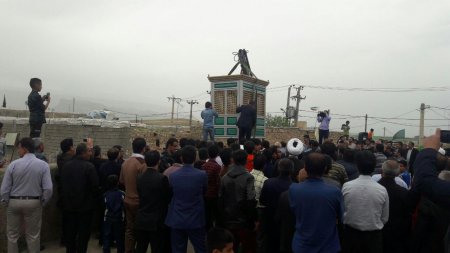 ضریح امام زاده امیر صفدر(ع) در روستای طولیان شهرستان کهگیلویه نصب شد/تصاویر