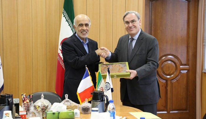 Philippe Thiebaud” – Ambassador of France in Iran- in his visit to AmirKabir University of Technology said : “The new chapter of scientific and educational trips between Tehran and Paris”