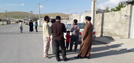 گزارش تصویری از خدمت‌رسانی طلاب جهادی روستای طولیان کهگیلویه برای مقابله با کرونا