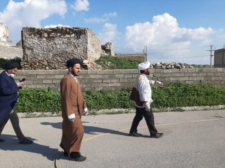 گزارش تصویری از خدمت‌رسانی طلاب جهادی روستای طولیان کهگیلویه برای مقابله با کرونا