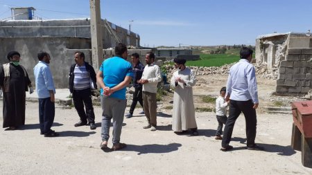 گزارش تصویری از خدمت‌رسانی طلاب جهادی روستای طولیان کهگیلویه برای مقابله با کرونا